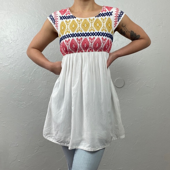 Romeo & Juliet Couture boho embroidered empire waist tunic XS - Picture 2 of 12